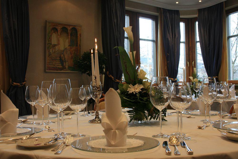 Central-hotel Kaiserhof Hotel 4*