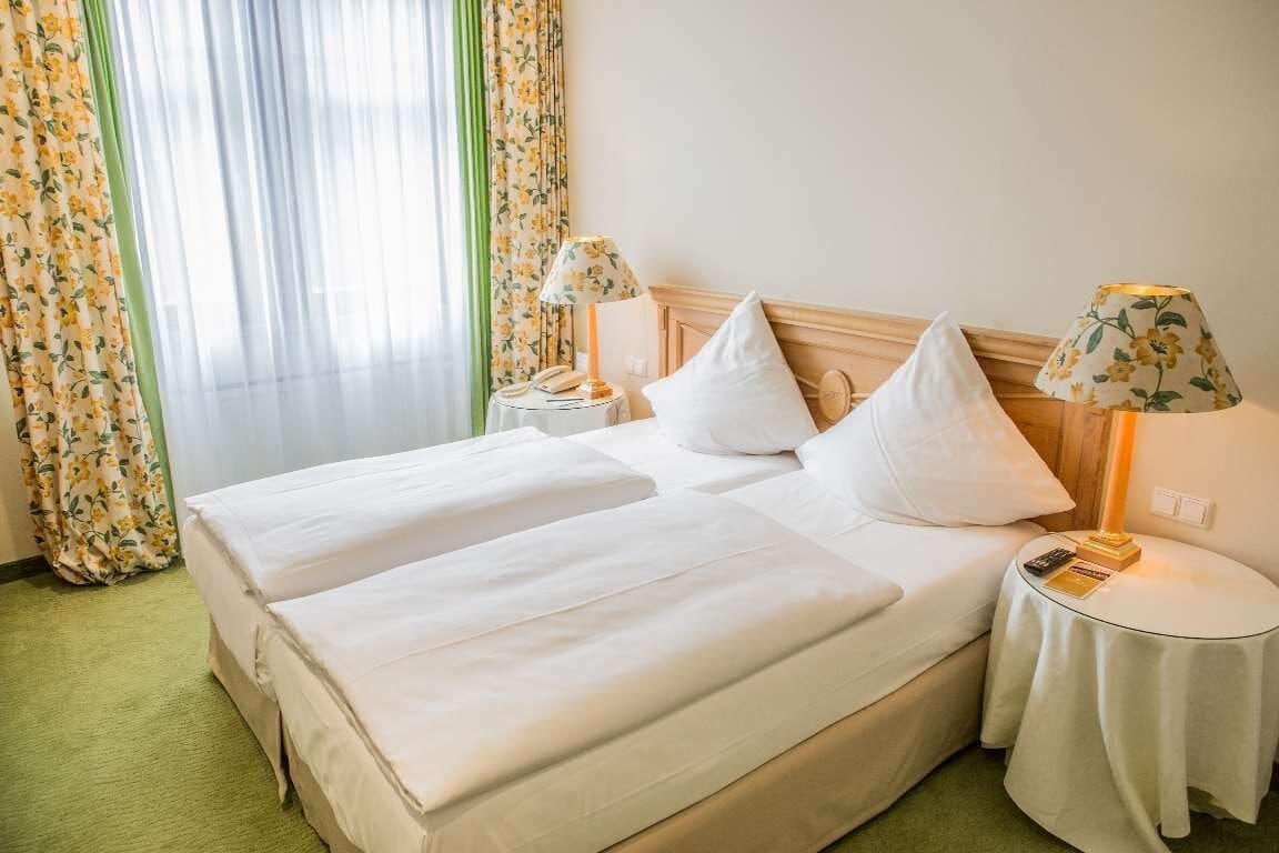 Central-hotel Kaiserhof Hotel
