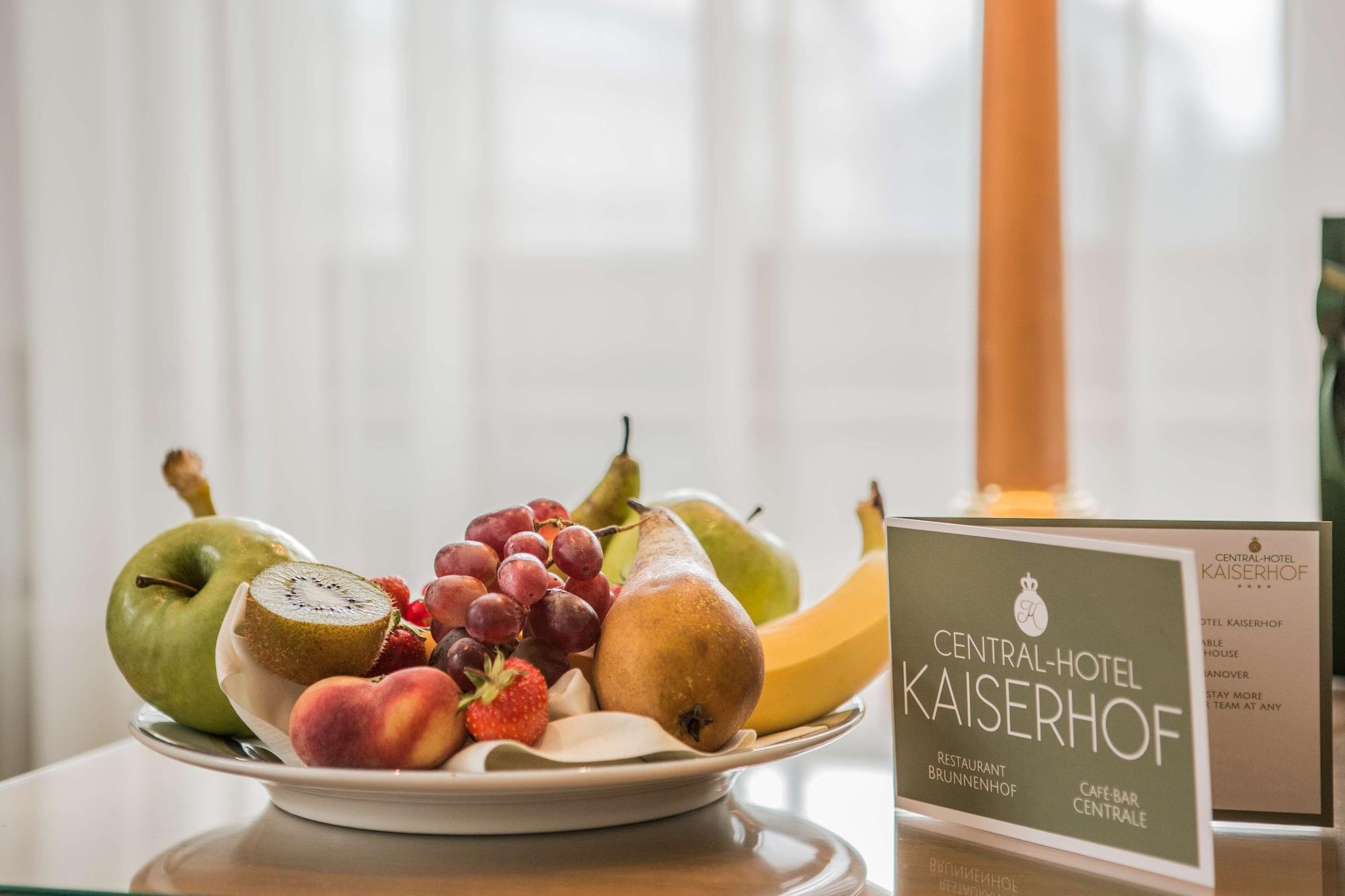 Central-hotel Kaiserhof 4*