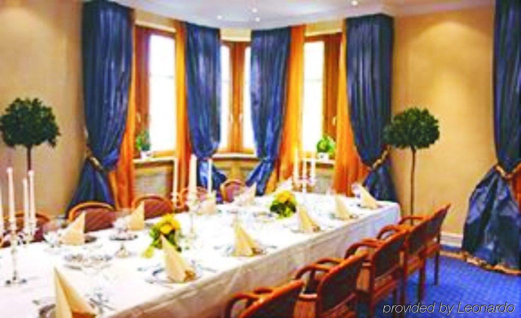 Central-hotel Kaiserhof 4*